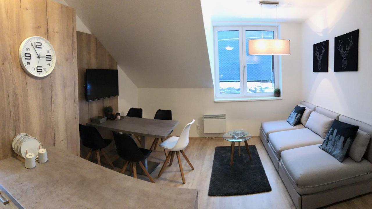 Sport Apartman Dm Dolni Morava Exterior photo